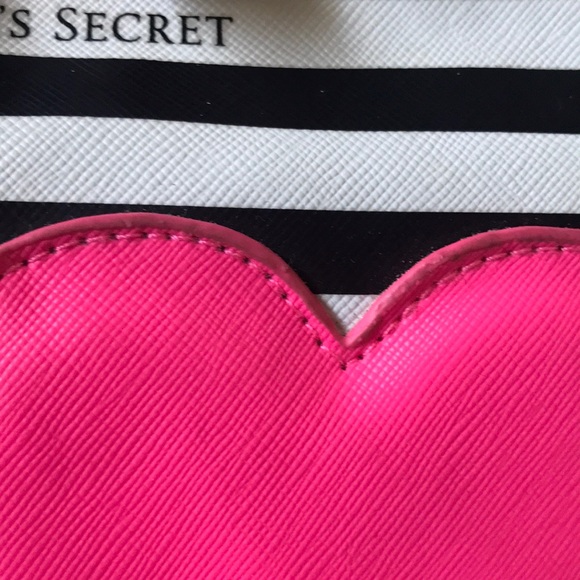 Victoria’s Secret Make Up Bag - Picture 4 of 5